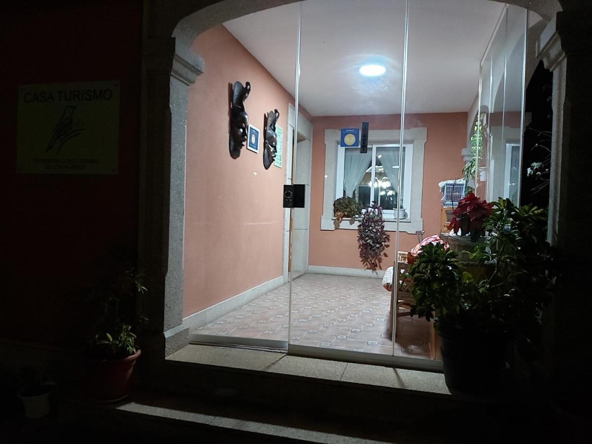 Despertar Con El Sonido De Los Pajaros Villa Melide Exterior foto