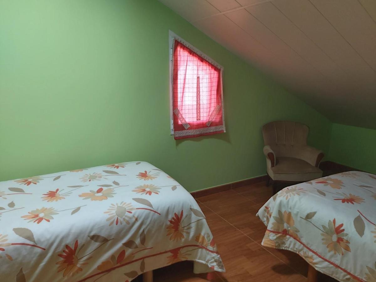 Despertar Con El Sonido De Los Pajaros Villa Melide Exterior foto